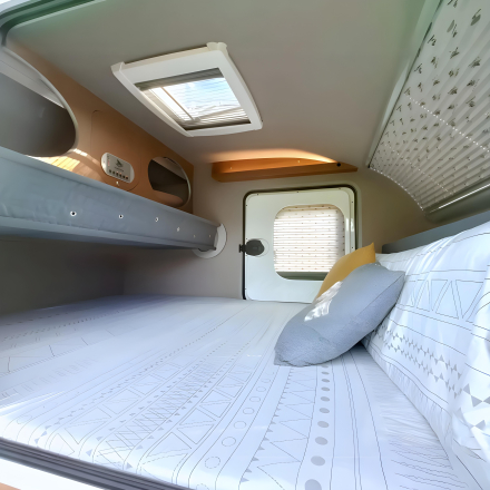 Caretta 1500 interior cama