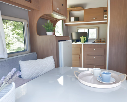 Caretta Junior comedor interior