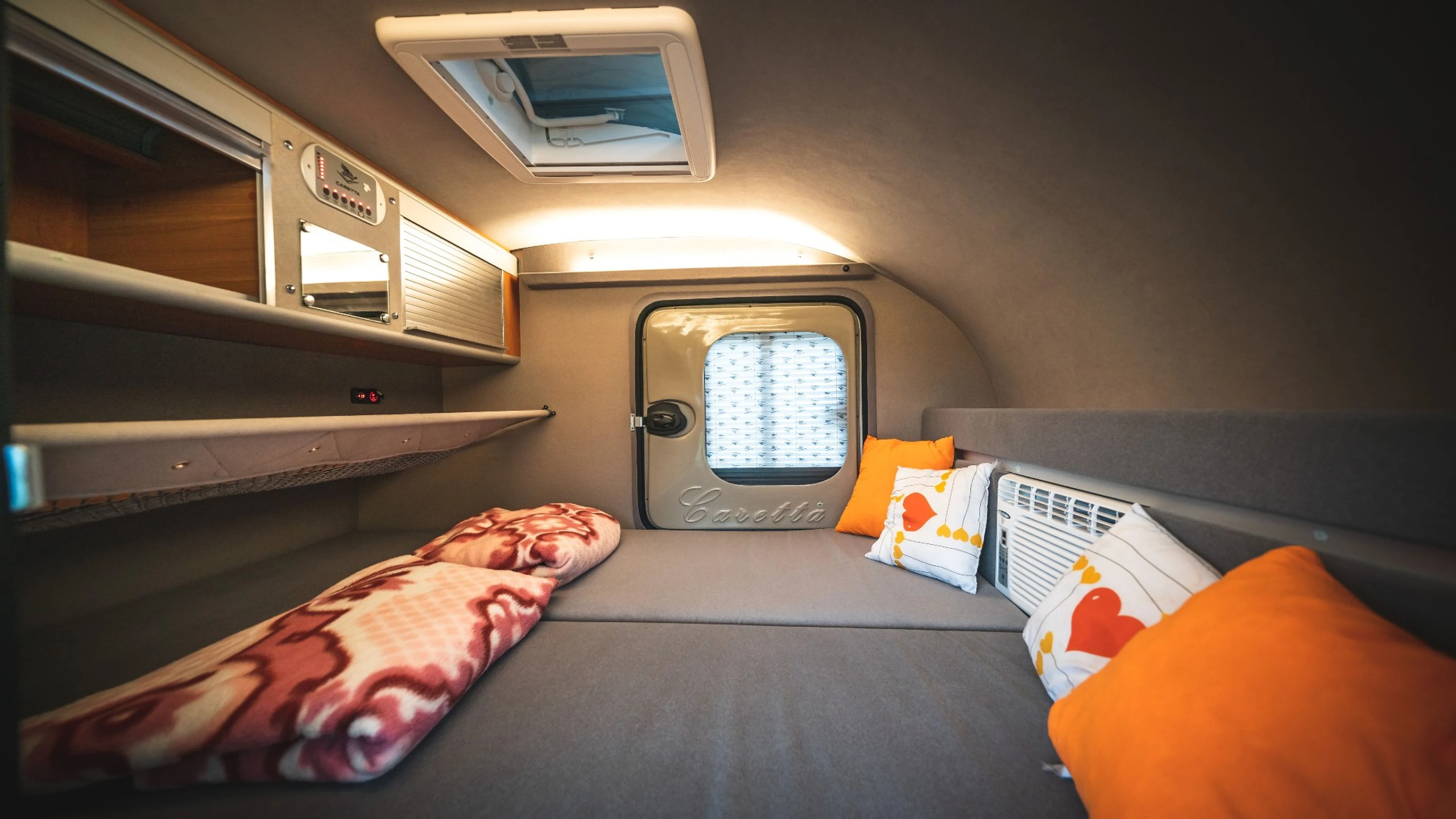 Mejores claraboyas para caravanas: Modelos, funciones e instalación